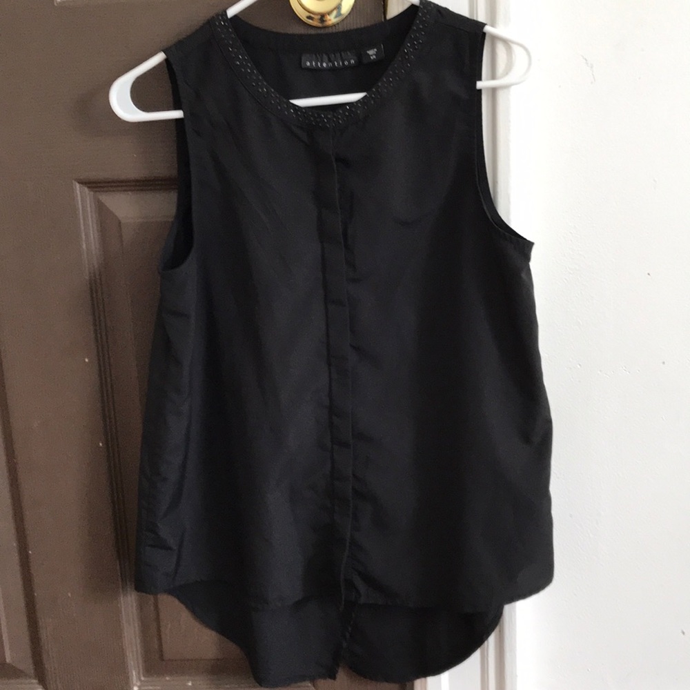 Sleeveless top